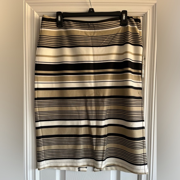 Women multi color pencil skirt - Picture 1 of 2